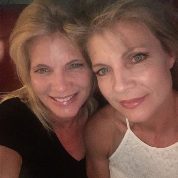 Meet your Posher, Anita - Picture 3 of 9